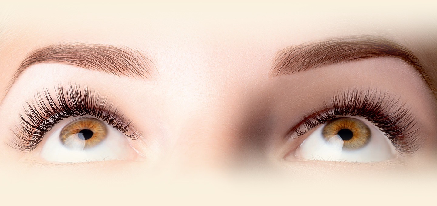 Microblading The Brow Bar — sourcils redessinés, regard naturel